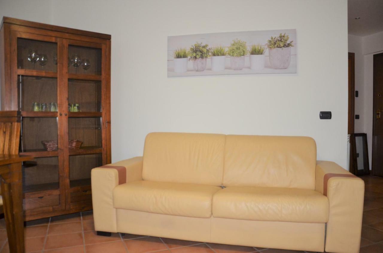 אומניה Casa Al Lago מראה חיצוני תמונה